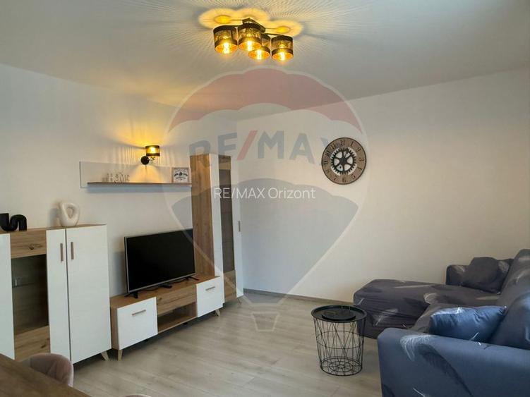 Apartament cu 3 camere, 2 bai și loc de parcare - 54