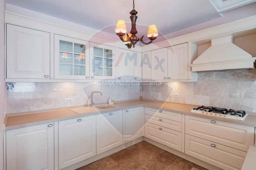 Penthouse de vanzare in Mamaia vedere frontala lac si marea Neagra - 6