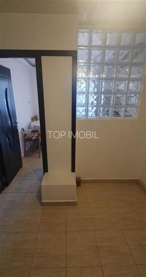Apartament 3 camere, decomandat- Nicolina - 5