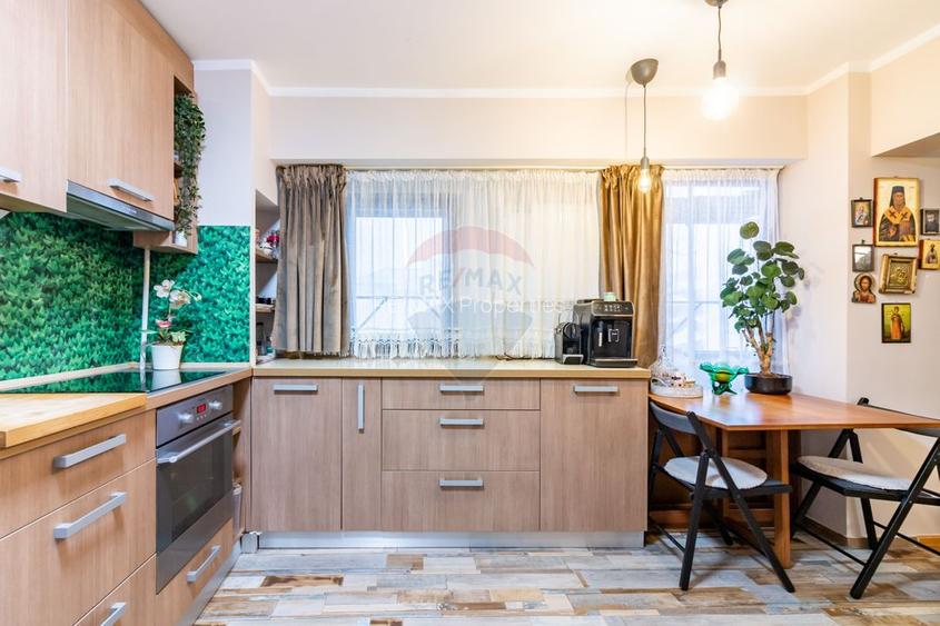 Apartament de vanzare, 3 camere la Piata Unirii, 2x parcare, metrou - 8