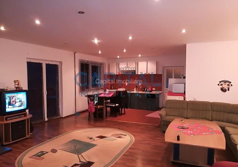 Casa de vacanta 240 mp, Muntele Rece - 3