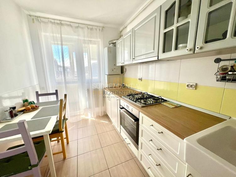De închiriat apartament 3 camere – parcare inclusă | Zona Amurgului - 2