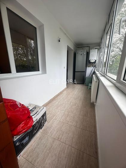 Apartament cu 3 camere, decomanddat, etajul 3/4, zona Nicolina - 7