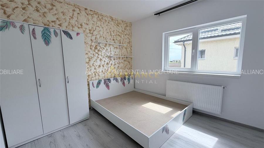 Casa individuala - 4 camere - 2 bai - 560mp teren - 13