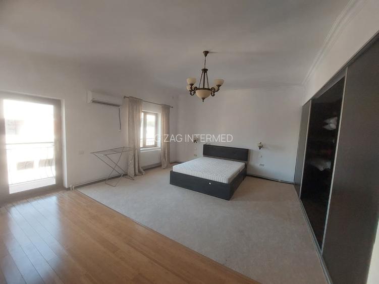 Tomis II, imobil 7camere, ideal sediu firmă / activități de birouri - 10