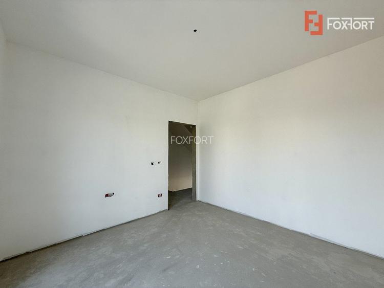 Triplex cu 4 camere, 115 mp, 3 bai - Zona Sacalaz - 6