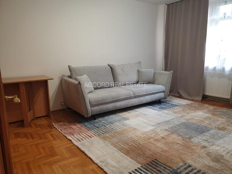 Militari, Politehnica, garsoniera cu centrala proprie - 2