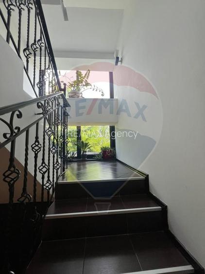 Vilă premium | 8 camere | 834 mp teren | complex privat | 1 Decembrie - 14