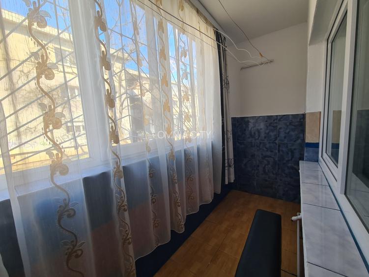 Garsoniera centrala Otopeni transformata in 2 camere - 10