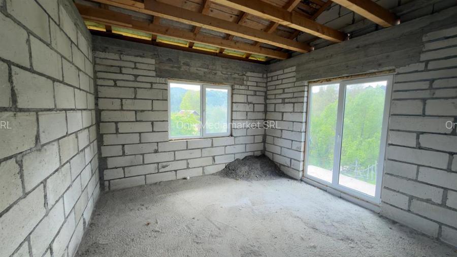 Casa P+1E la rosu de vanzare in Valea Doftanei | Teren 1000 mp | Trăisteni - 7