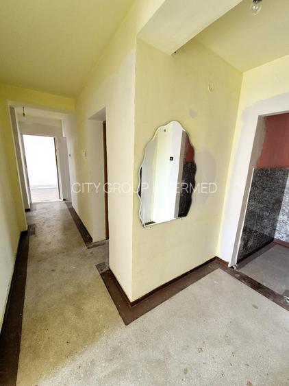 Piata Ovidiu - Catedrala - 3 camere decomandate - 7