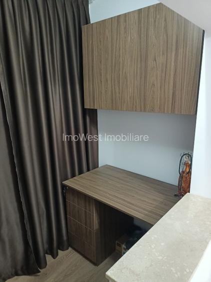 Lipovei |  3 camere | 2 bai | Decomandat | Etaj intermediar - 7