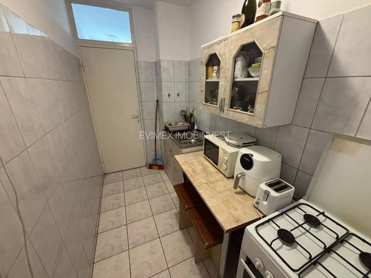 Dristor , Bulevard Camil Ressu, strada Ramnicu Sarat-garsoniera 37 mp - 27