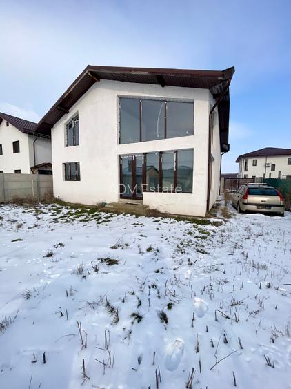 Comuna Berceni - Casa individuala - 5 camere - teren 380 mp - 2