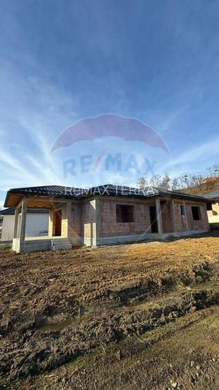 Casă noua de vânzare in Recea cu 4 camere, 2 bai si 500 m2 teren. - 5