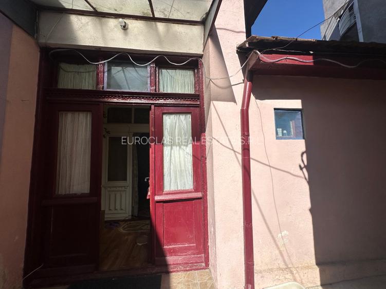 2 corpuri de casa - Centru - 155.000 euro  (Cod E8+E10) - 12