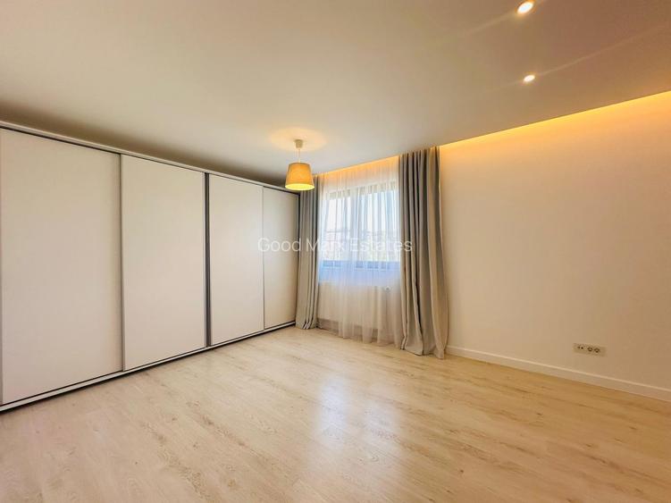 Oxford Gardens - 4 dormitoare || piscina - 12