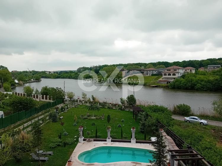 De vanzare vila exceptionala in stil Neo Romanesc cu vedere la lac si padure - 2
