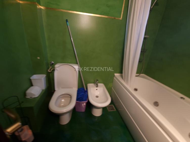 Apartament cu 2 camere - amenajari deosebite - mutare imediata - 18