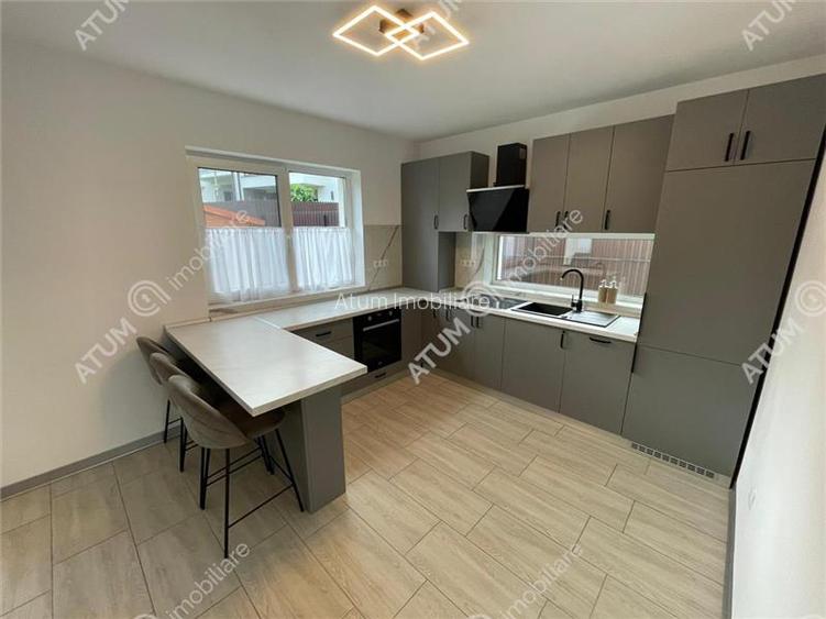 Casa cu 4 camere decomandate si curte libera 180 mp in Selimbar - 9