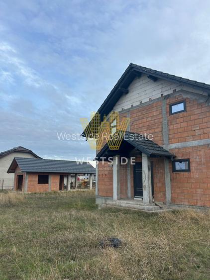 Vila de vanzare, in Carpinis - 8