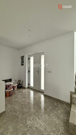 Duplex cu 3 camere si teren de 250 mp, zona Giarmata - 11