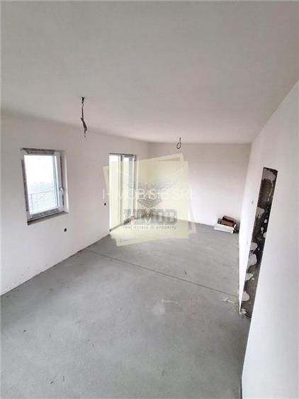 Casa cu 4 camere 2 bai si 300 mp teren in zona Calea Cisnadiei - 6