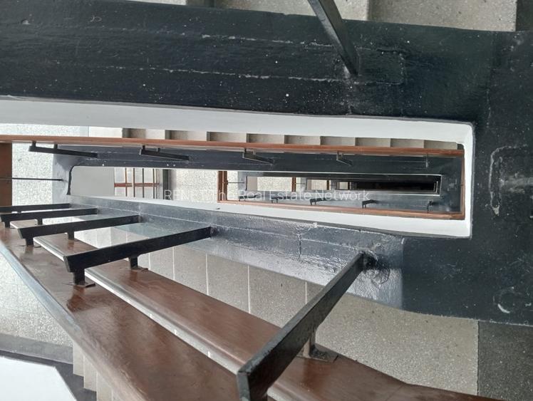 MEGA OCAZIE SE VAND 2 CORPURI DE CLADIRE CENTRAL CARTIERUL EVREIERSC BUCURESTI - 12