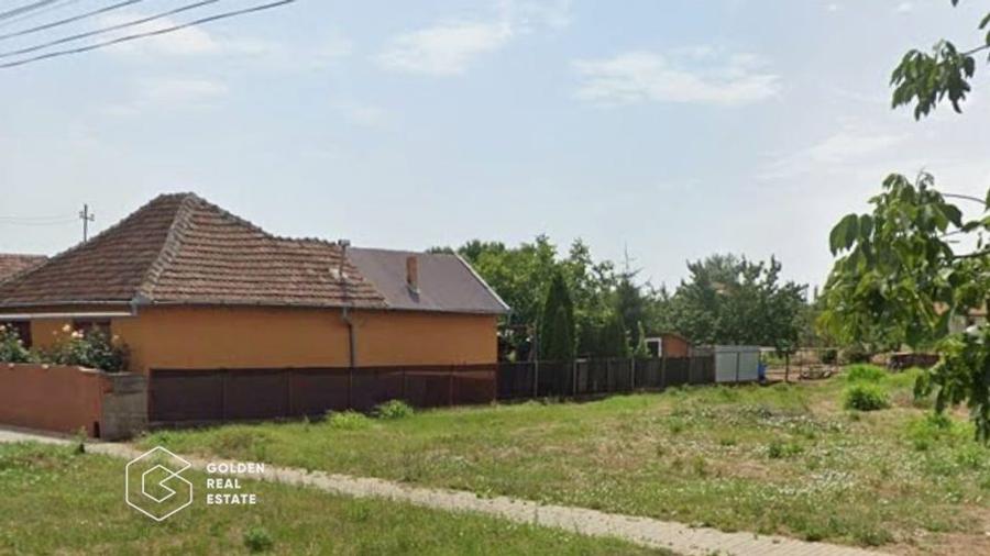 Teren pentru constructie casa, strada asfaltată, Macea