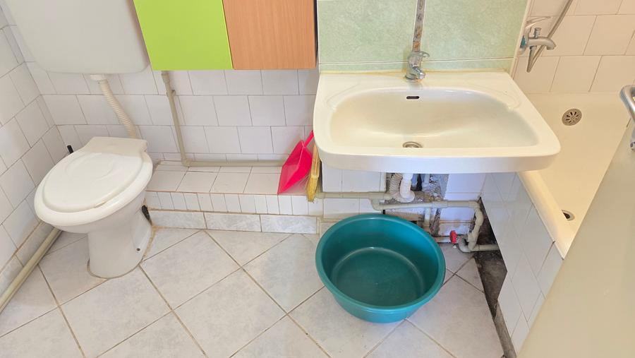 Vand apartament cu 4 camere in Deva, zona Decebal (Cuza Voda, Catedrala), etaj 2