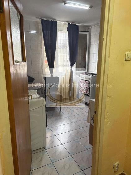 Apartament cu 2 camere decomandat