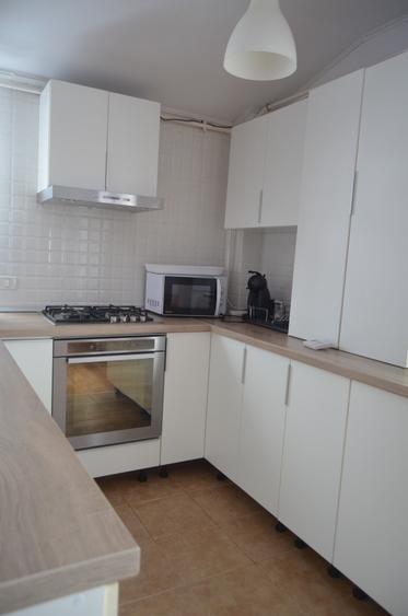 Busteni-Apartament cu trei camere