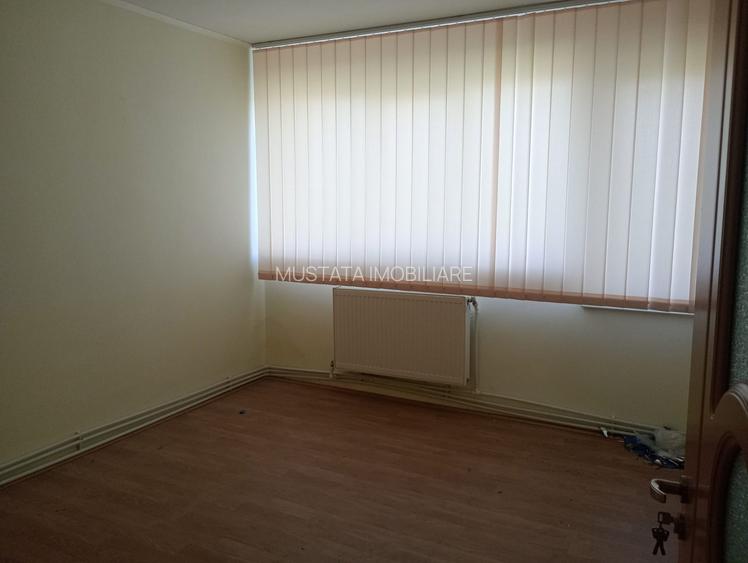- Apartament 2 camere confort 1 zona Garii, etaj 4 cu pod. - 3