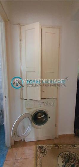 Royal Imobiliare - Vanzare apartament 2 camere zona Vest - 12