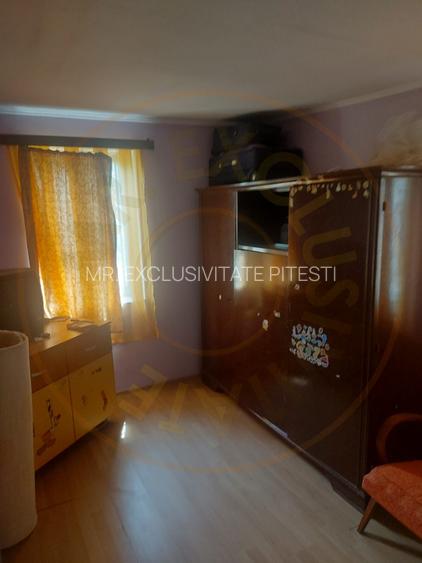 Casa de renovat cu teren 2570 mp in loc. Teiu jud. Arges - 8