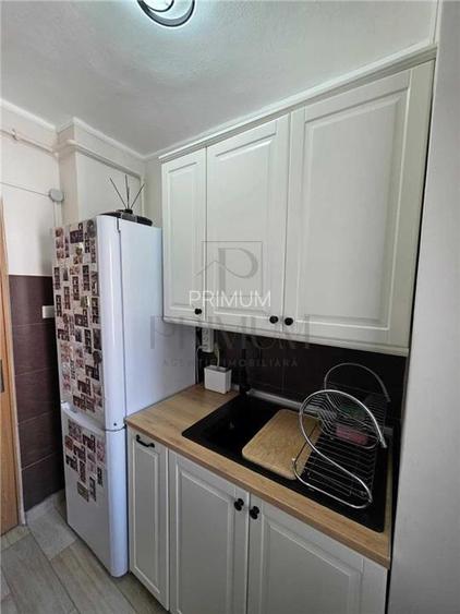 GHEORGHE LAZAR - RENOVAT - LIFT - 3 CAMERE - CENTRALA PROPRIE - 3