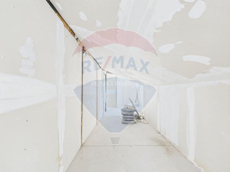 Proprietate speciala Dragomiresti Deal -Teren 15000 mp - 20