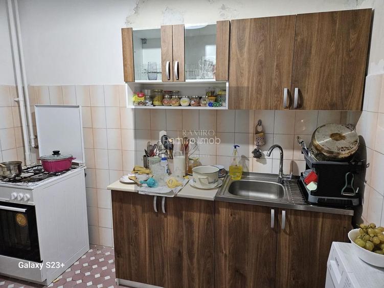 Apartament 2 camere  48 mp/ Sector 3/ Metrou 1 Dec 1918 la 5 min - 4
