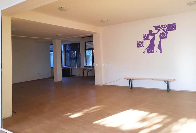 Hotel cu arhitectură montană deosebită poziționare premium Sâmbătă de Sus - 13