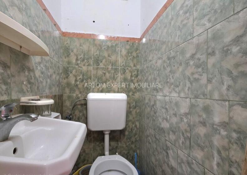 Titan/str.Codrii Neamtului,loc de parcare si boxa la subsol - 7