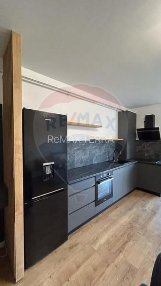 Apartament cu 2 camere de vânzare în zona Orasul Vechi - 4