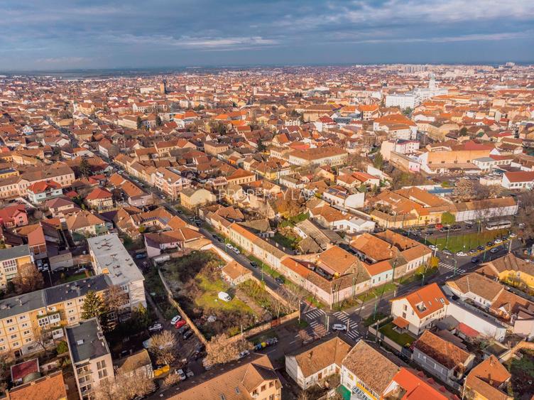 Teren cu PUZ pentru blocuri - 2727 mp - 6