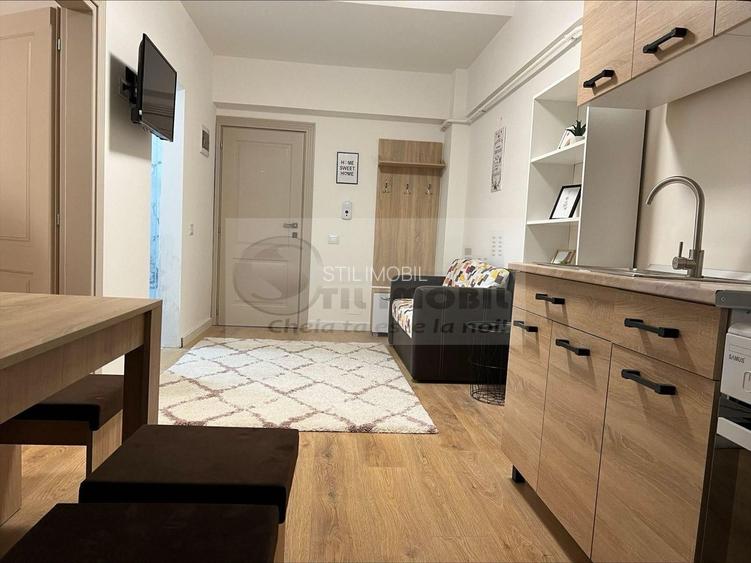 2 CAM INTABULAT OPEN SPACE BUCIUM VISANI STATIE RATP - 18