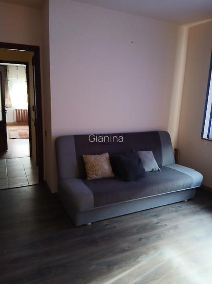 Persoana fizica vand apartament etaj 1 - 3
