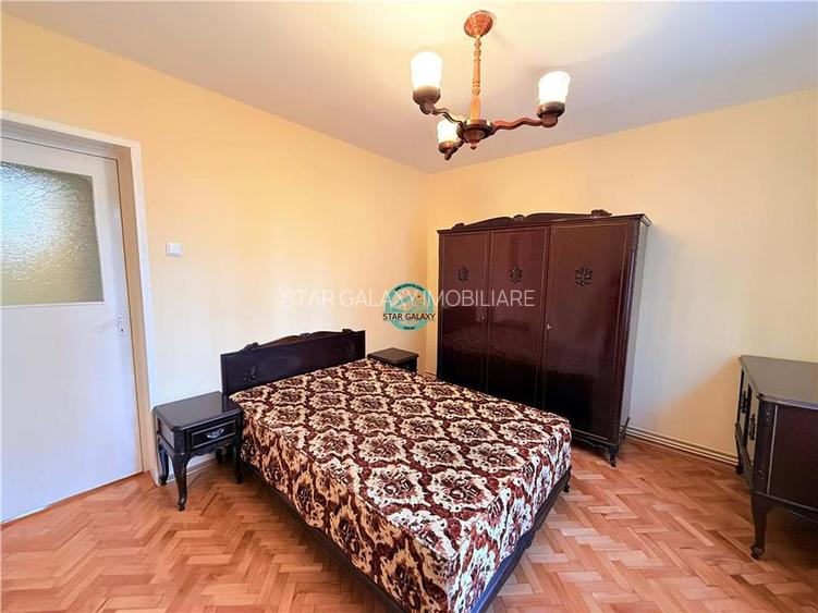Inchiriez apartament cu 4 camere, 2 bai, etaj 1 in Dambu zona Profi - 5