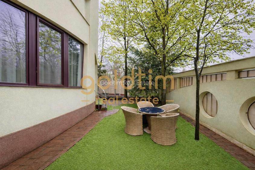 VILA DE COLT/IANCU NICOLAE/SUPERBA/CURTE GENEROASA/ZONA LINISTITA - 36