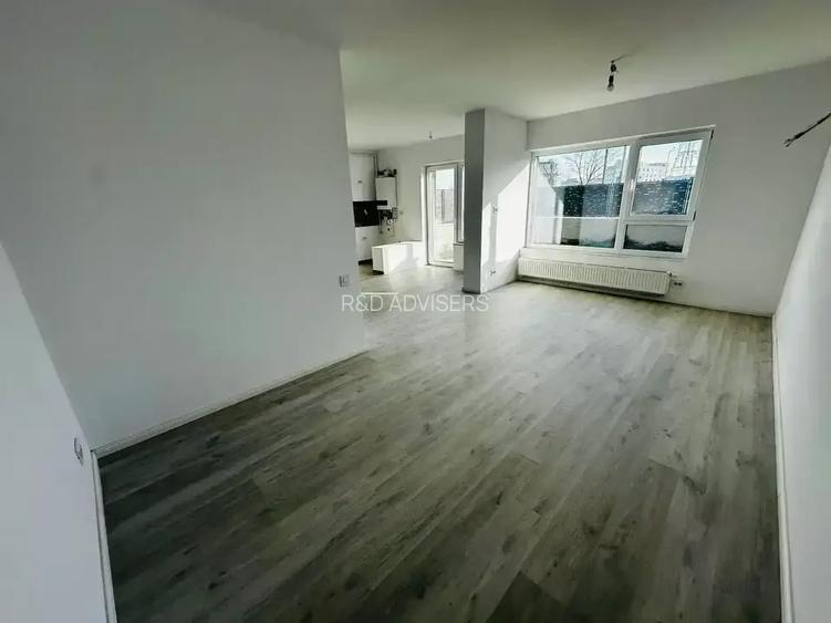 Mutare imediata | Gradina generoasa| Studio Spatios| Metrou P.Poenaru - 15