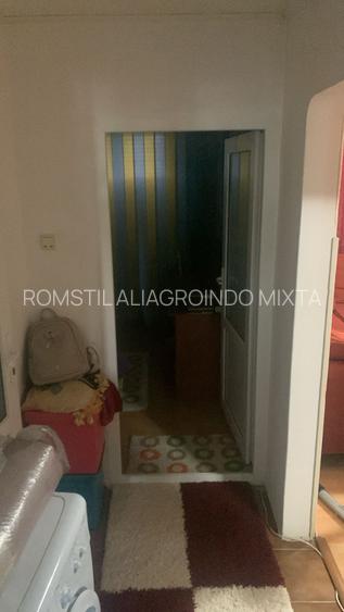 Ozana, statia de tramvai Ozana - 3