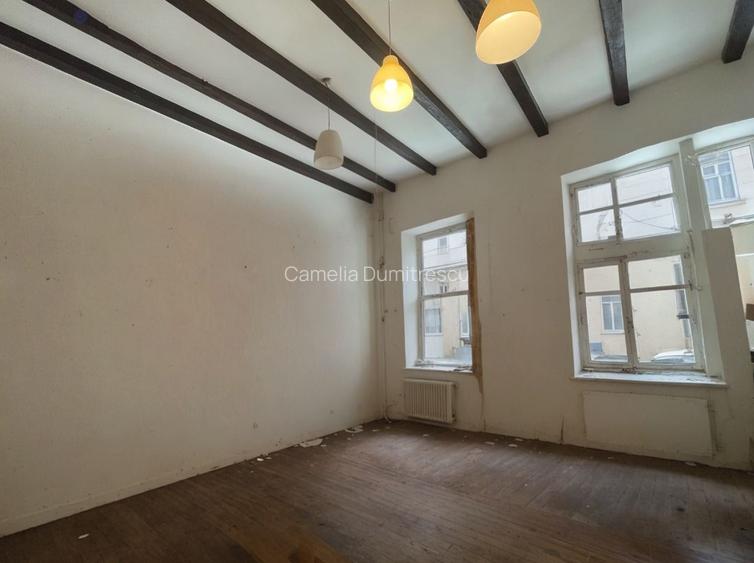 KOGALNICEANU-IZVOR, FACULTATEA DE DREPT - 6