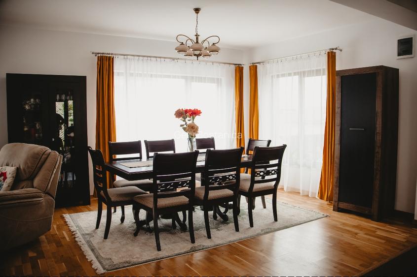 Casă individuală de vânzare | 4 camere | 3 băi | Teren 565 mp - 7